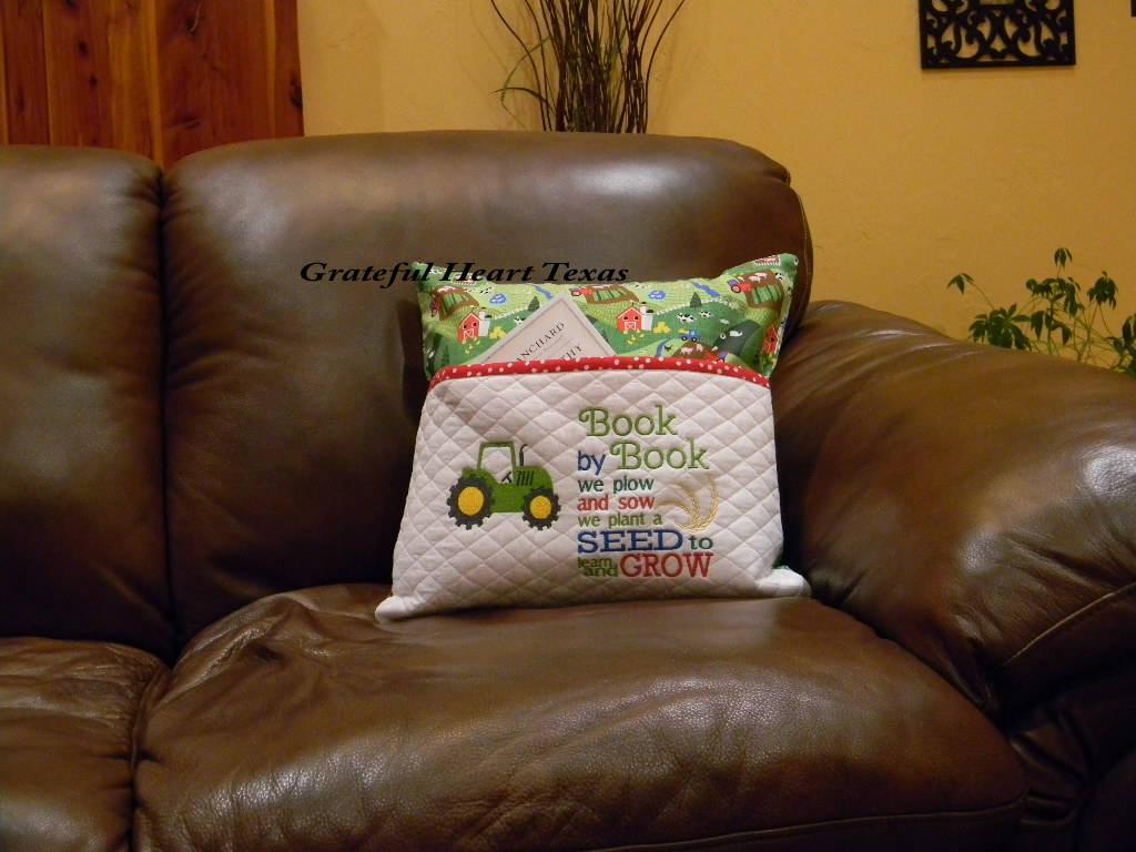 Reading Pillow With Pocket - Nursery Theme