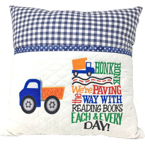 Construction reading pillow with pocket - Blue checked fabric